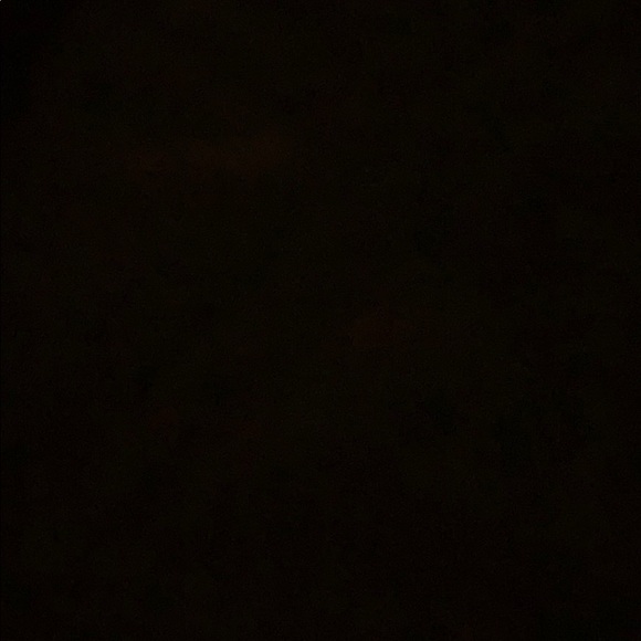 Meet your Posher, Courtney - Picture 1 of 1